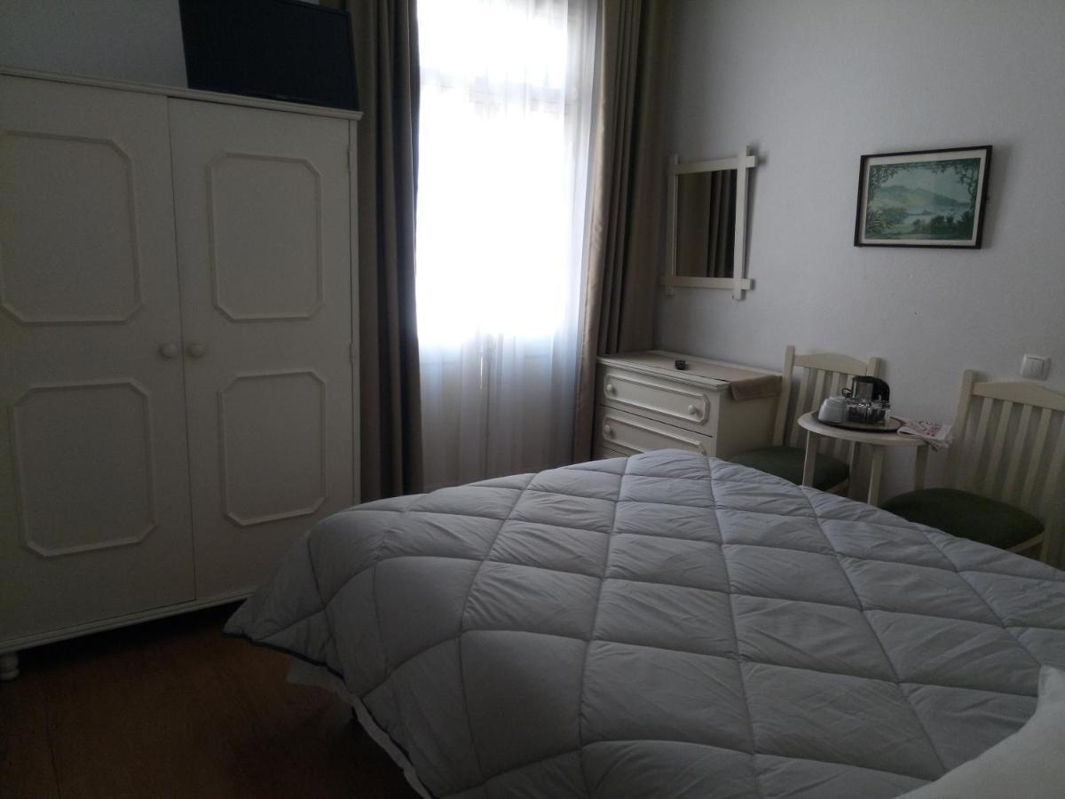 Guest house Pensao Residencial Teresinha